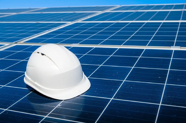 Quelles sont les étapes à suivre pour installer un panneau photovoltaïque ?
